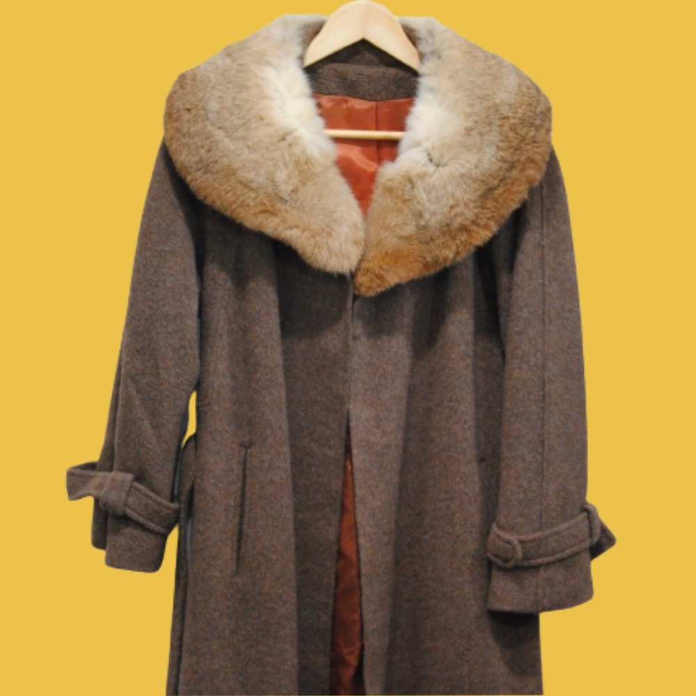 Vintage Wool Coat with Fur Collar